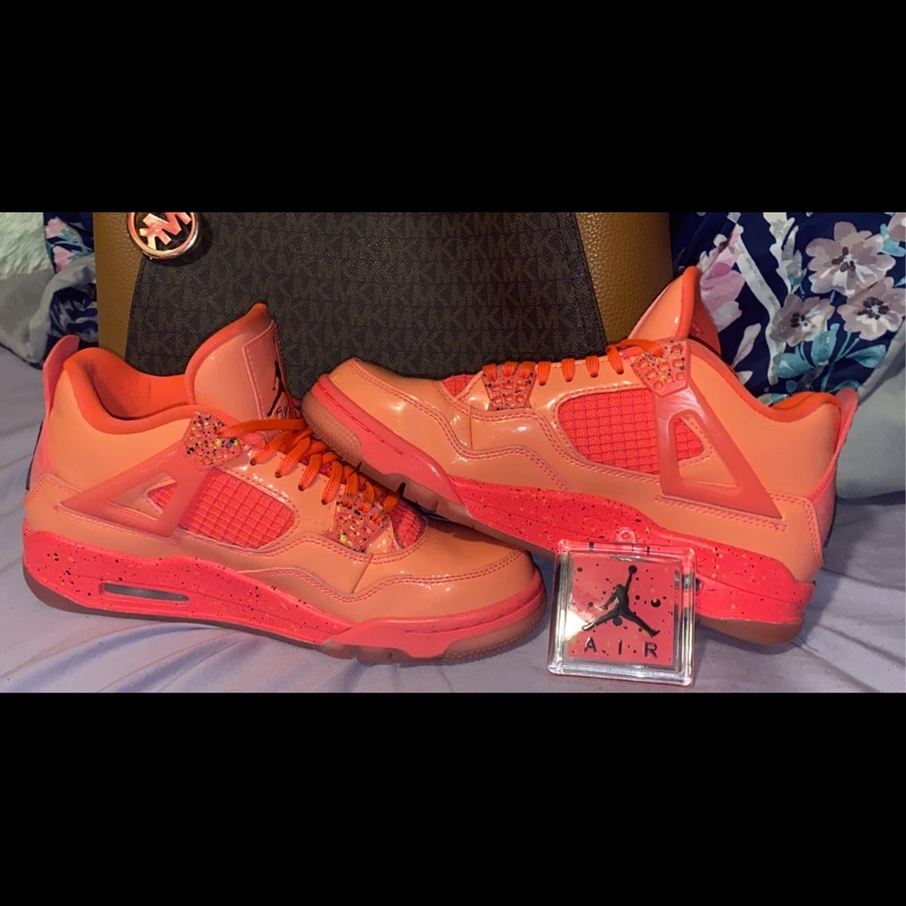 Air Jordan Pink